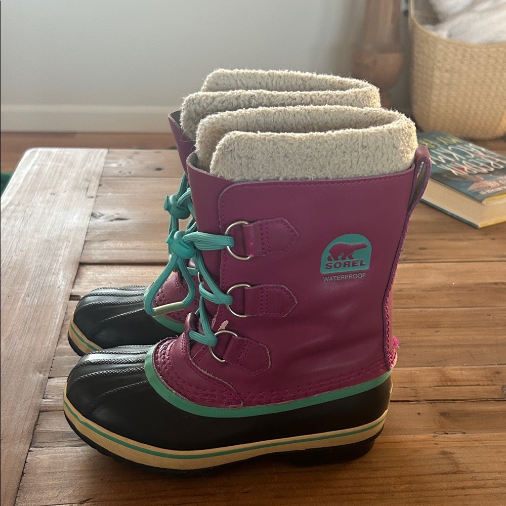 Sorel Pink & Black Winter Boots with Teal Accents
